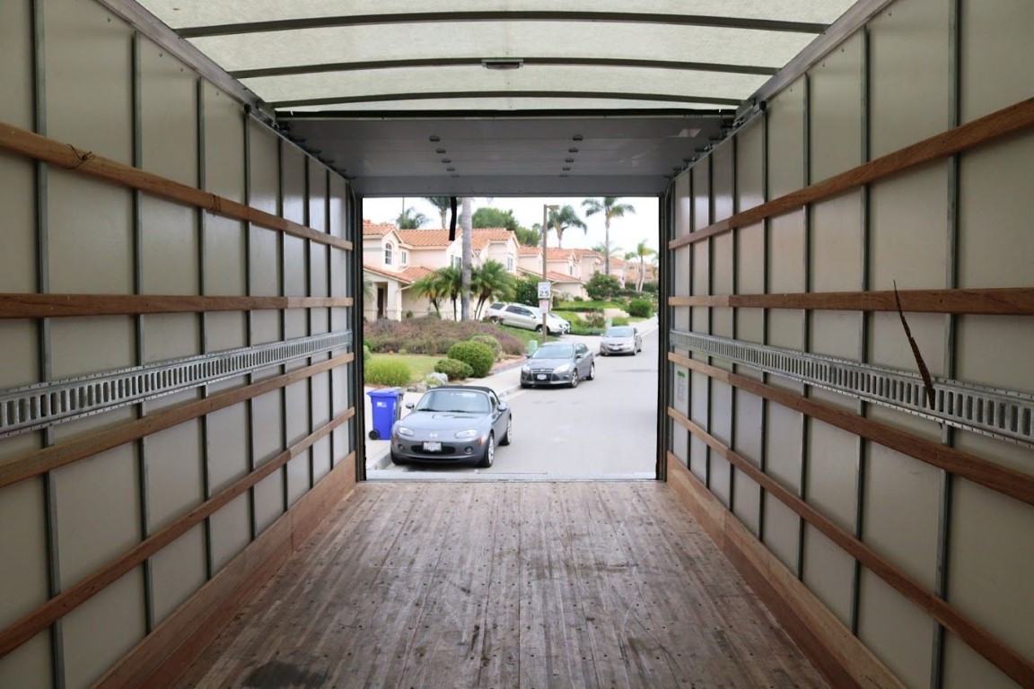 16 budget moving truck